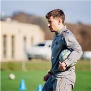 Préparateur physique de haut niveau, diplômé, propose coaching sportif personnalisé tous niveaux.